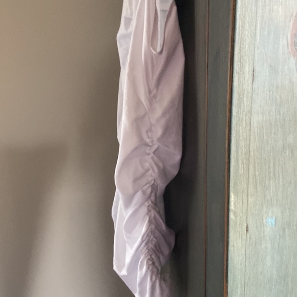 Women’s Top - Picture 3 of 7